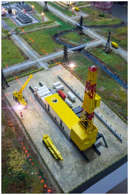 Макет нефтедобычи