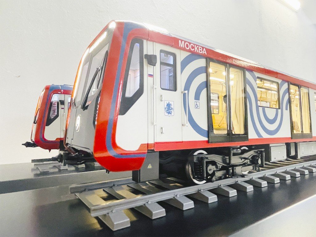 Макеты вагонов метро "Москва-2024"